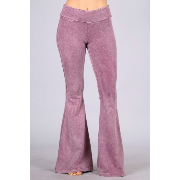 Dusty Rose Mineral Wash French Terry Flared Bell Bottom Pull On Pants w/ Pockets - Picture 2 of 5